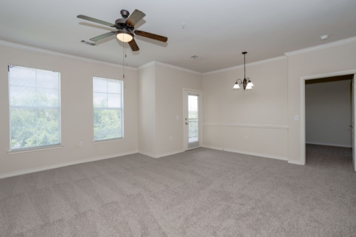 Apartment living room at Villas on Calloway Creek